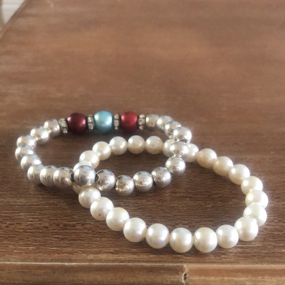 Bracelet lot!  NWT and gently worn - Picture 5 of 5